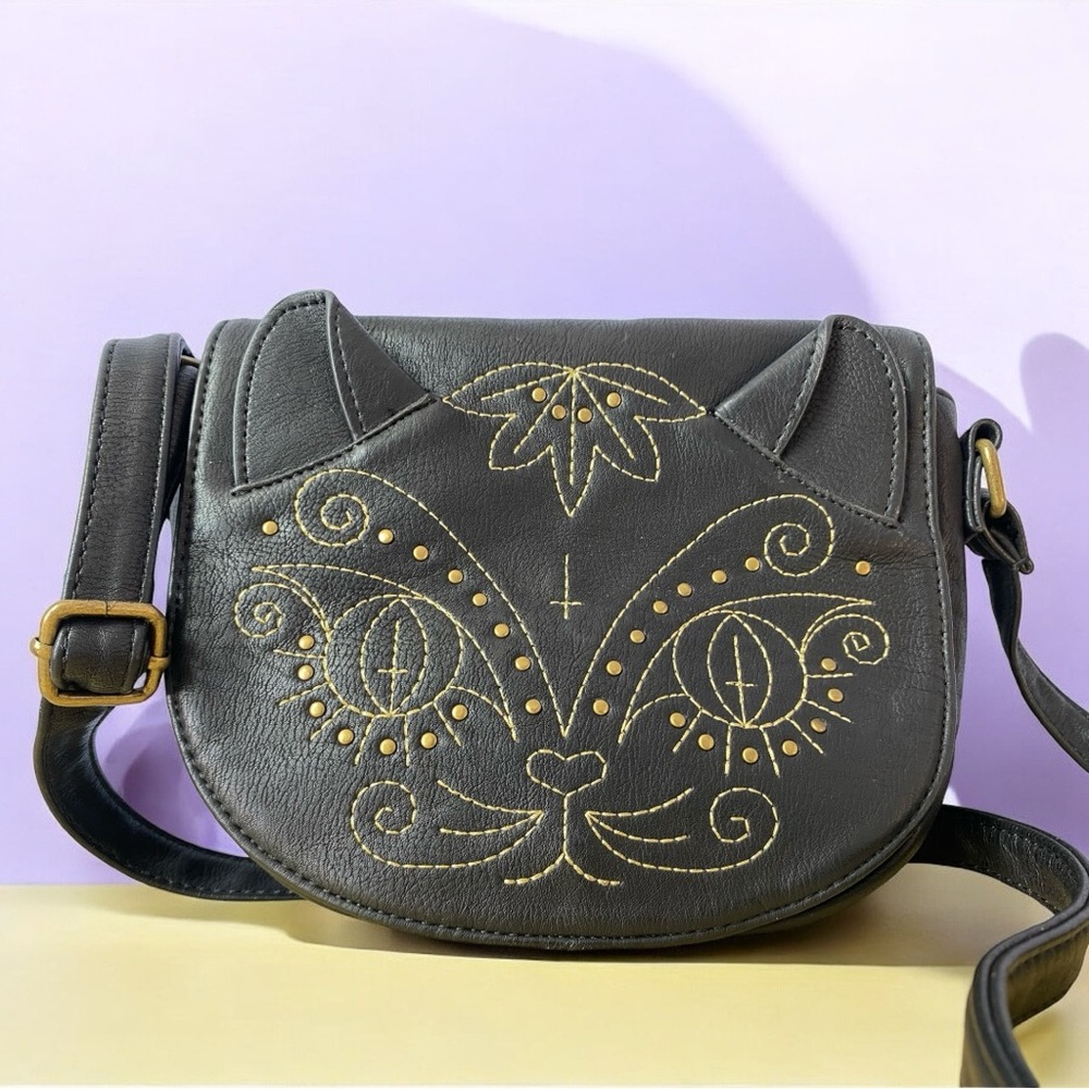 *RARE* Black Cat Loungefly Crossbody Bag